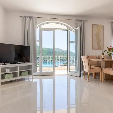 Villa Belvedere - Private Pool With Panoramic Sea View