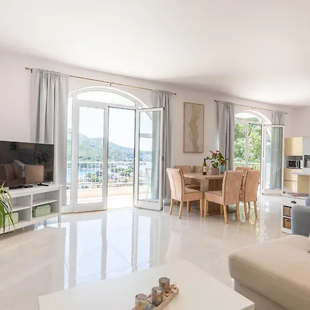 Вилла Belvedere - Private Pool With Panoramic Sea View Дубровник